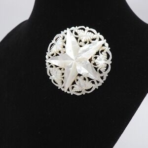 Vintage Mother‎ of Pearl Star of Bethlehem Pendant Openwork Intricate